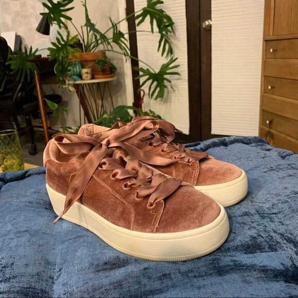 Steve Madden Shoes - Steve Madden Bertie V Rose Pink Platform Sneaker